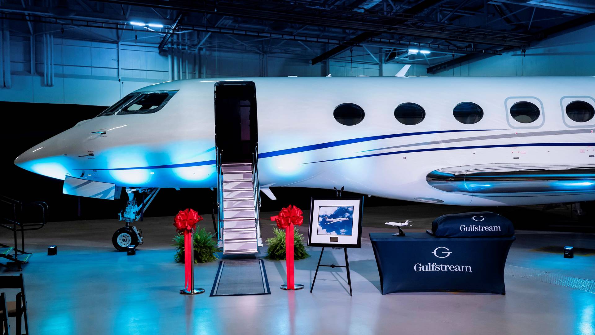 General Dynamics Announces First Gulfstream G600 Delivery | General ...